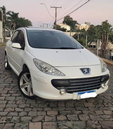 PEUGEOT 307 1.6 PRESENCE PACK 16V FLEX 4P MANUAL